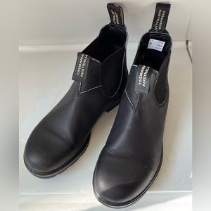 Women’s Black Chelsea Boot - Blundstones